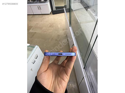 Used & Brand New Items / Cell Phones & Accessories / Cell Phones / Apple / iPhone 16