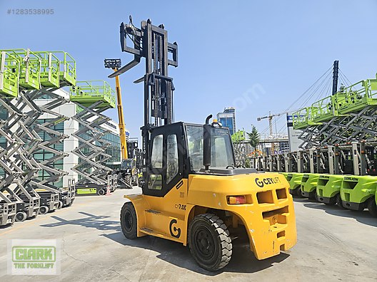 Machinery / Industrial / Carrying & Stacking Equipment / Forklifts / For Sale / Ceylift