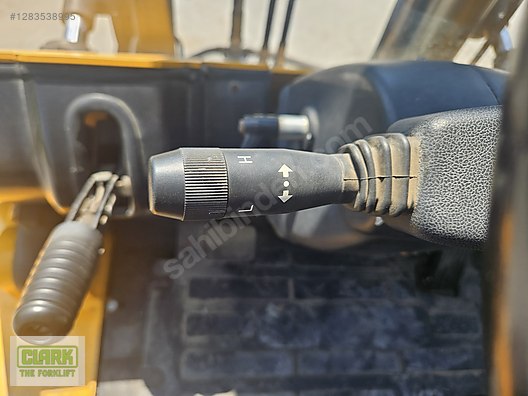 Machinery / Industrial / Carrying & Stacking Equipment / Forklifts / For Sale / Ceylift