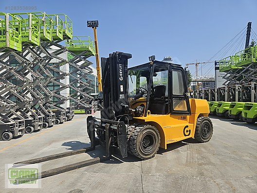 Machinery / Industrial / Carrying & Stacking Equipment / Forklifts / For Sale / Ceylift