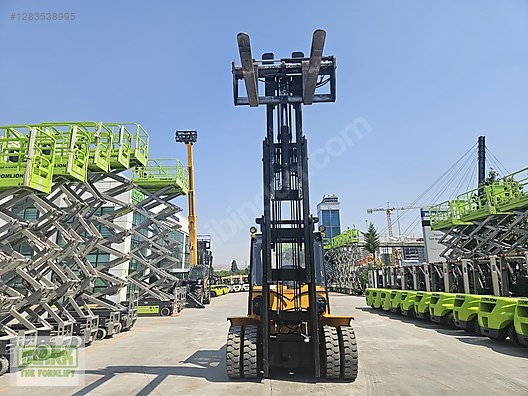 Machinery / Industrial / Carrying & Stacking Equipment / Forklifts / For Sale / Ceylift