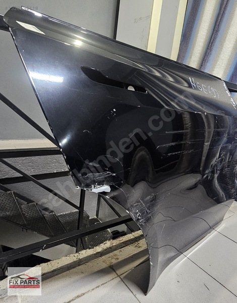 Tesla Model Y Kapı