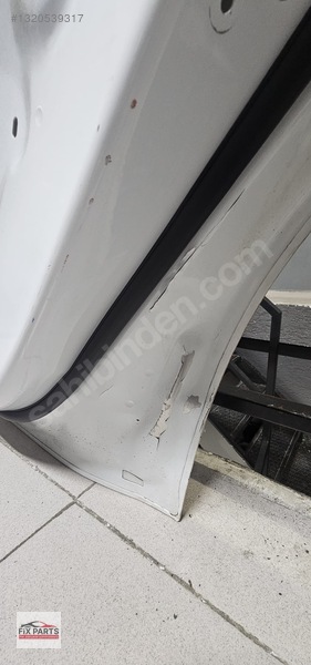 Tesla Model Y Kapı