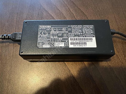 Used & Brand New Items / Computers / Laptops & Notebooks / Parts / Adapter