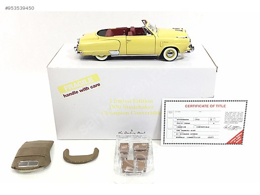 DANBURY MİNT 1950 Studebaker Champion cabriolet. - Diecast Model