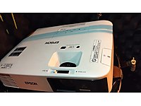 EPSON EB-2255U Profesyonel Projeksiyon Cihazı
