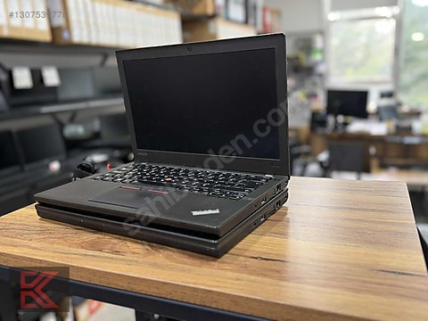 Lenovo / ThinkPad X270 i5 7200u 8gb Ram 256gb ssd 12.5