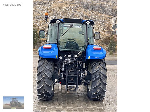 Machinery / Agricultural Machines / Tractors / New Holland / TR5.115