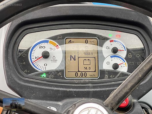 Machinery / Agricultural Machines / Tractors / New Holland / TR5.115