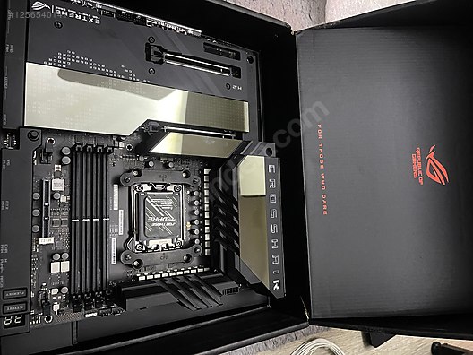 TERTEMİZ ASUS ROG CROSSHAIR X670E EXTREME (Faturalı + Garantili