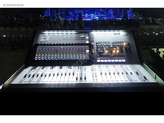 Sıfır gibi Soundcraft Vi1 | 32/24 Kanal Dijital Mixer Case Dahil