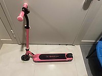 GLOBBER- E MOTION ELEKTRIKLI COCUK SCOOTER