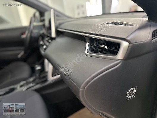 Vasıta / Arazi, SUV & Pickup / Toyota / Corolla Cross / 1.8 Hybrid / Passion