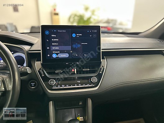 Vasıta / Arazi, SUV & Pickup / Toyota / Corolla Cross / 1.8 Hybrid / Passion