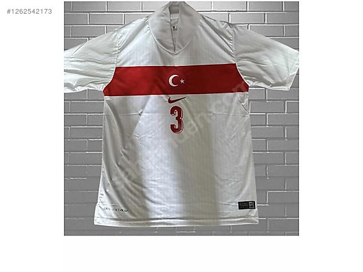 Türkiye forması merih demiral 1262542173