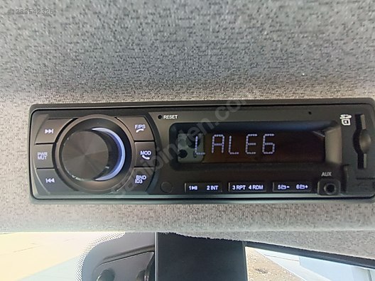 Machinery / Agricultural Machines / Tractors / New Holland / TT60 Classic