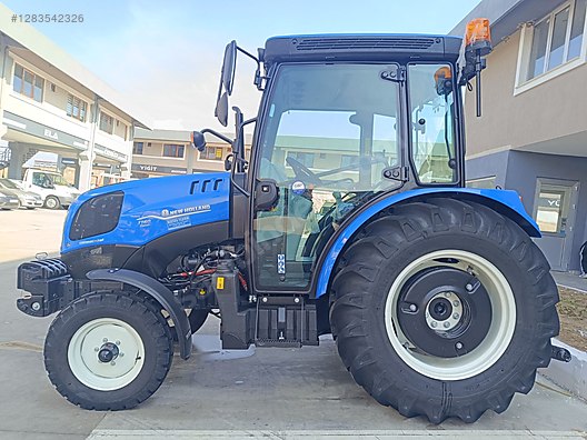 Machinery / Agricultural Machines / Tractors / New Holland / TT60 Classic