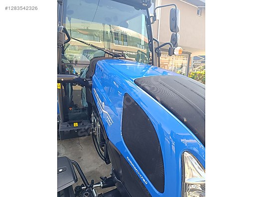 Machinery / Agricultural Machines / Tractors / New Holland / TT60 Classic