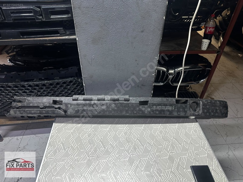 Mercedes E Tampon Braketi (Arka)