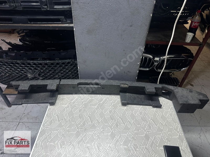 Mercedes E Tampon Braketi (Arka)