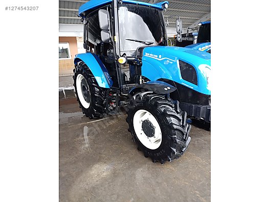 Machinery / Agricultural Machines / Tractors / New Holland / T4.70S