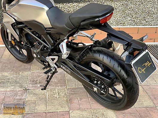 Honda CB 250 R 2018 Model Naked / Roadster Motor 