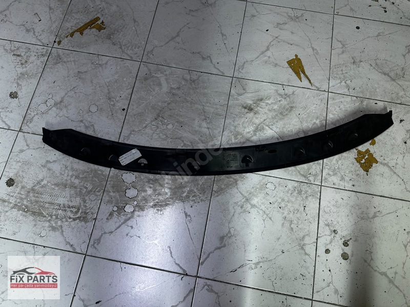 BMW 5 Serisi Tampon Izgarası