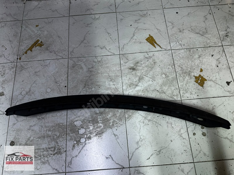 BMW 5 Serisi Tampon Izgarası
