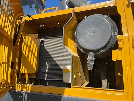 Machinery / Heavy Equipment / For Sale / Excavators / Volvo