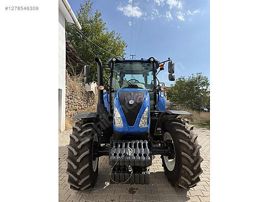 Machinery / Agricultural Machines / Tractors / New Holland / TR5.90