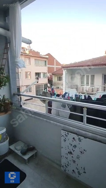 İNEGÖL MESUDİYE SATILIK DAİRE ARA KAT 6 yıllık ARSA TAKASLI