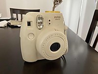 Instax Mini 8 Polaroid Fotoğraf Makinesi
