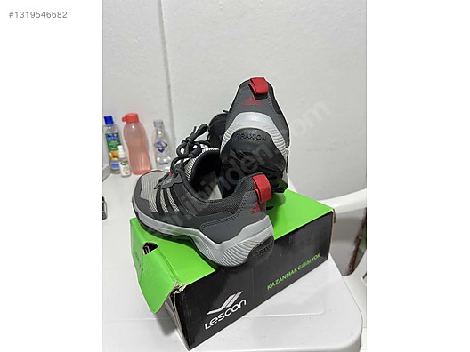 ゆう17 Adidas 42 Numara Üniseks Ayakkabı sahibinden.com'da - 1319546682