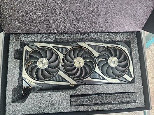 Used & Brand New Items / Computers / Desktops / Desktop Components / Graphics Cards