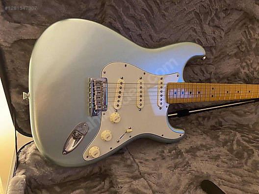 İkinci El ve Sıfır Alışveriş / Müzik / Müzik Aletleri / Telli Çalgılar / Gitar / Elektro