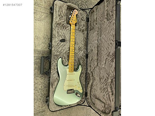 İkinci El ve Sıfır Alışveriş / Müzik / Müzik Aletleri / Telli Çalgılar / Gitar / Elektro