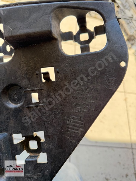 BMW 5 Serisi Tampon Braketi (Arka)