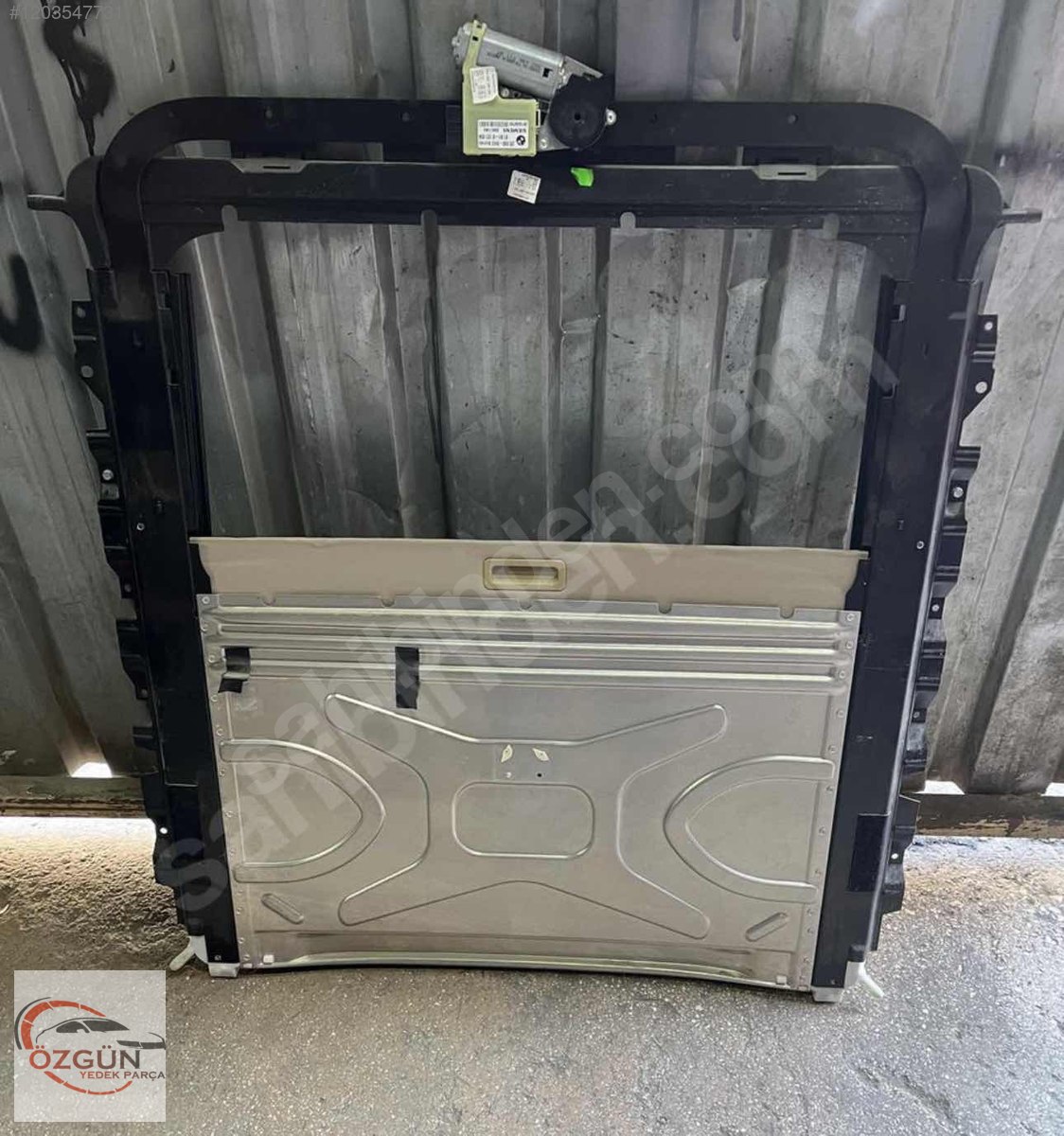 BMW E60 ORJİNAL ÇIKMA SUNROOF MEKANİZMASI HATASIZ İlan ve alışverişte