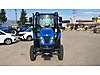 Machinery / Agricultural Machines / Tractors / New Holland / T4.60S