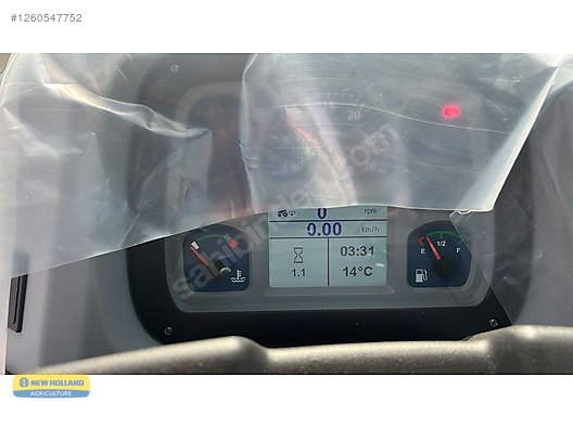 Machinery / Agricultural Machines / Tractors / New Holland / T4.60S