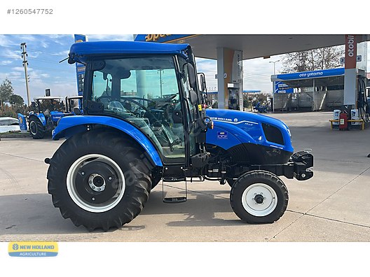Machinery / Agricultural Machines / Tractors / New Holland / T4.60S