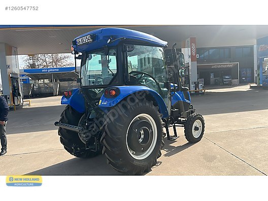 Machinery / Agricultural Machines / Tractors / New Holland / T4.60S