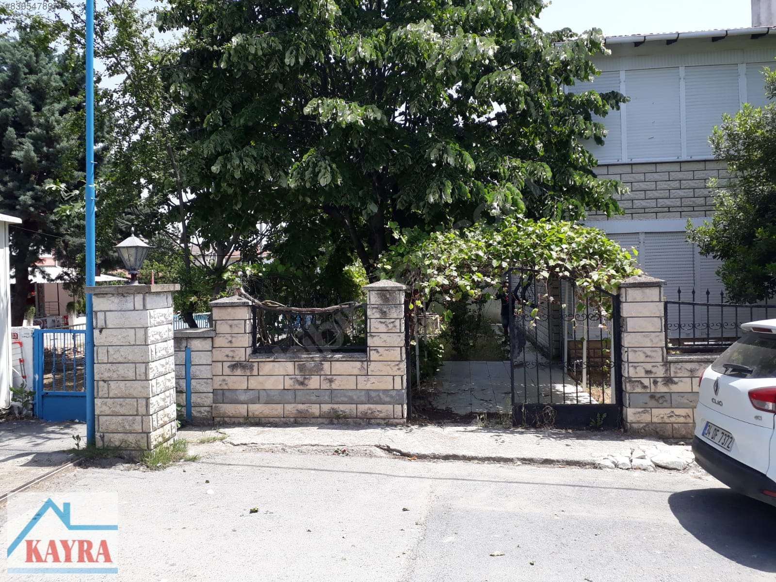 Silivri Semizkumlar İki katlı Bahçeli Müstakil Yazlık 2+1/3+1 Satılık