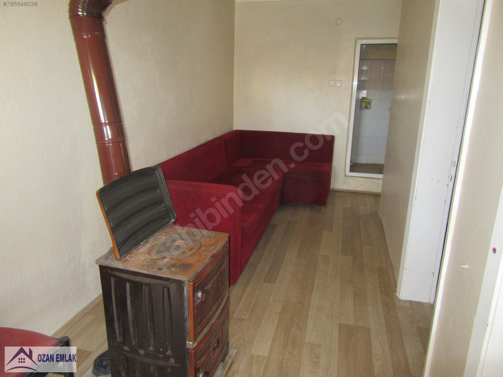 Emlak Ofisinden Satılık 4+2, 138 m² Müstakil Ev 132.000 TL�ye