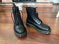 Dr Martens Bot