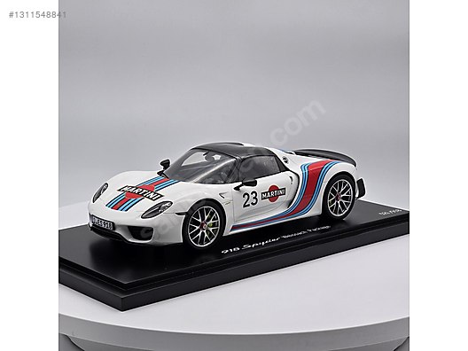 Spark Diecast Model 1:18 Porsche Araba - 1311548841