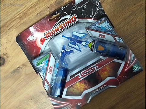 Monsuno core tech team pack lock & evo sıfır kutu monsuno - Sıfır