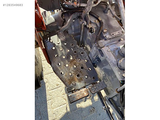 Machinery / Agricultural Machines / Tractors / New Holland / 54C