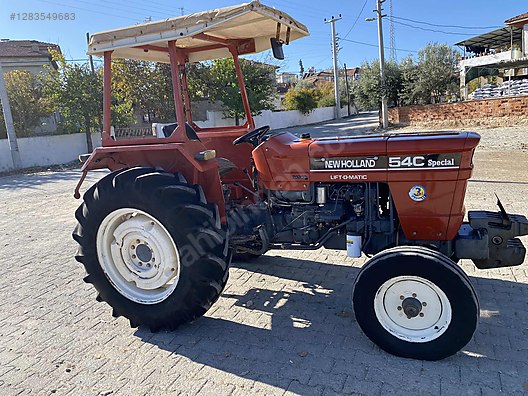 Machinery / Agricultural Machines / Tractors / New Holland / 54C