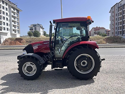 Machinery / Agricultural Machines / Tractors / Case IH / JX55E